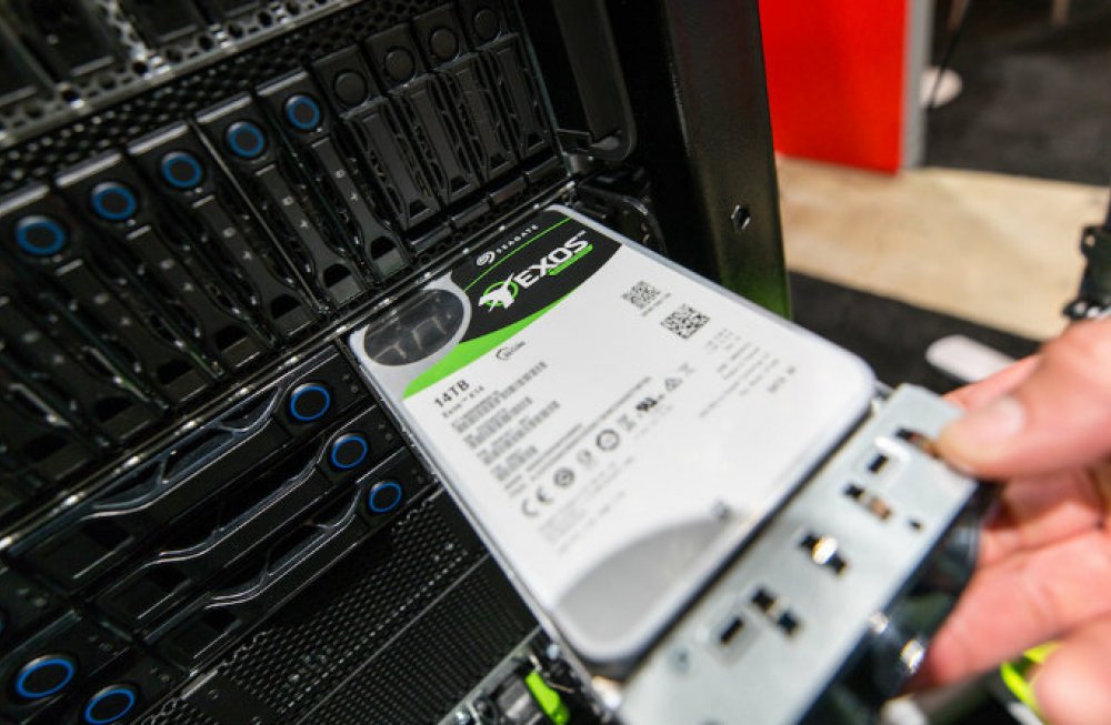 Seagate artıq ikinci nəsil HAMR qeyd texnologiyası üzərində işləyir - o, 30 TB HDD yaradacaq.